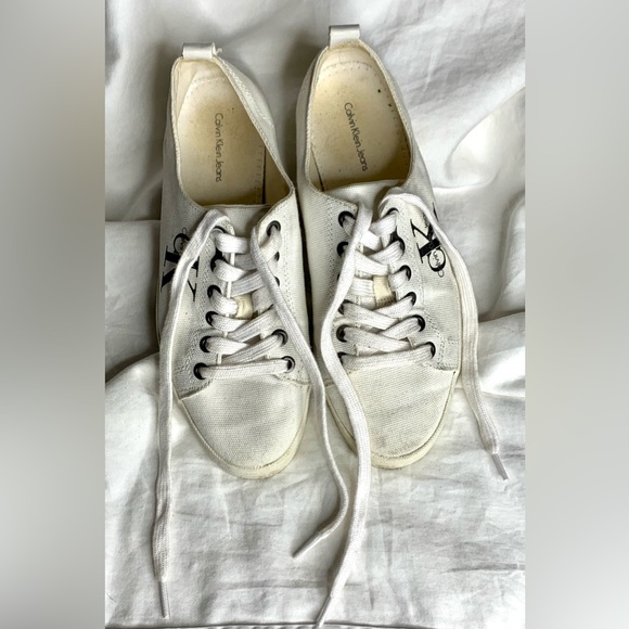 CALVIN KLIEN - Picture 3 of 12